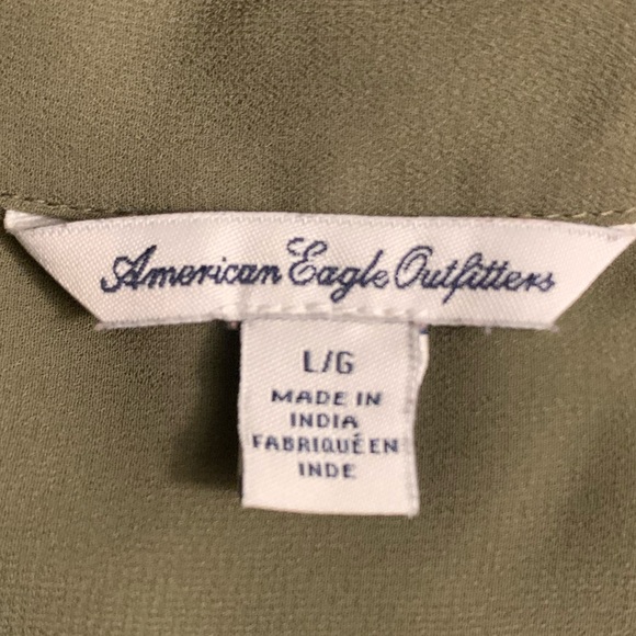 American eagle 🦅 army green sheer button down shirt size large euc - Picture 3 of 3